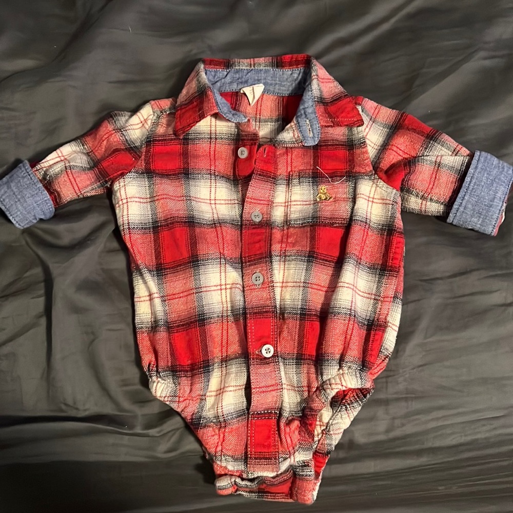Gap baby boy one piece size 3-6MONTHS